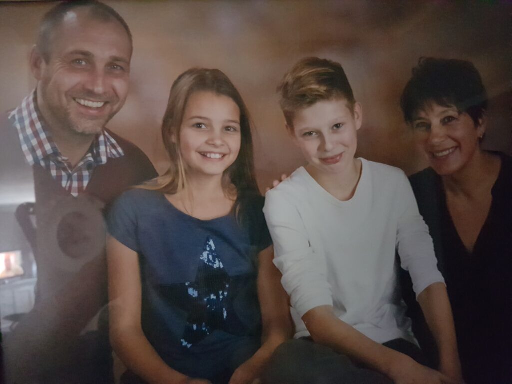 20180521 121047 1024x768