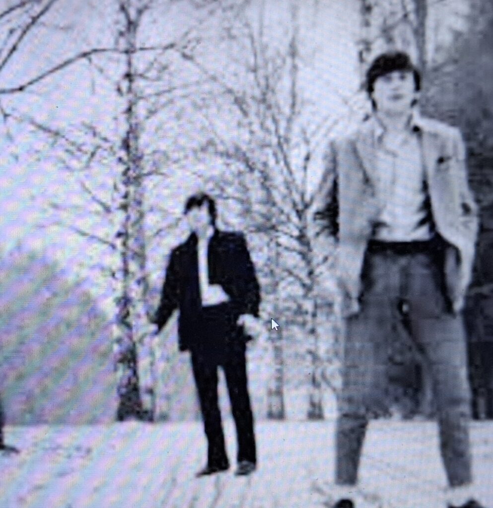 20250621 094225 993x1024