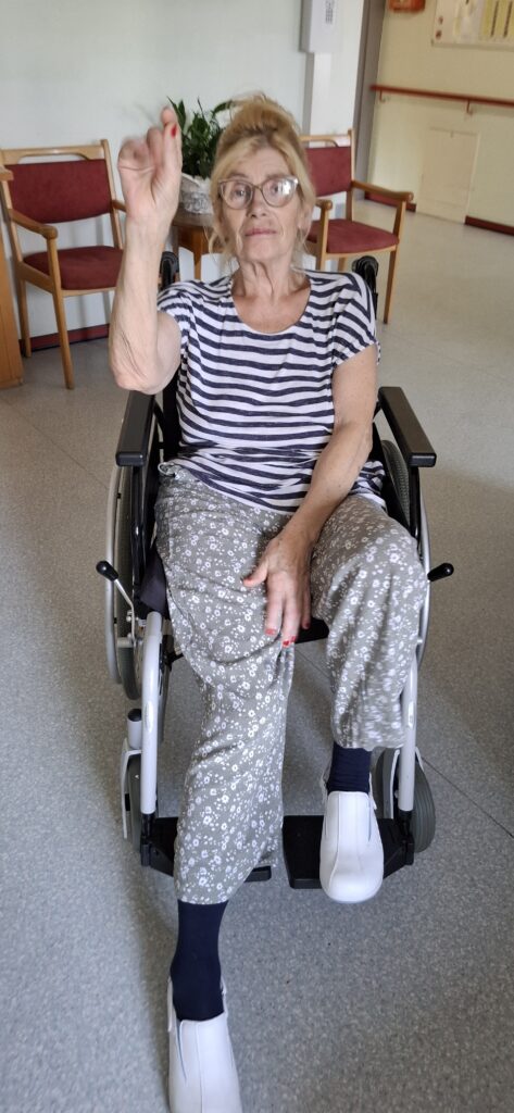 20250814 112247 473x1024