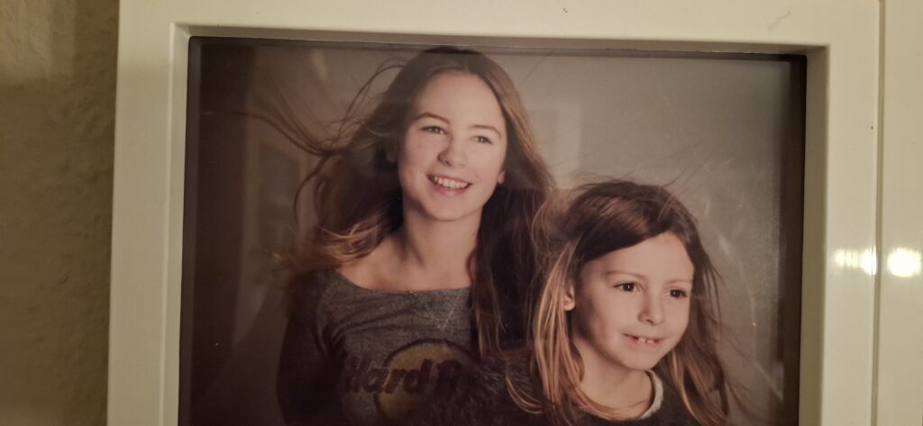 20250901 221743 1024x473